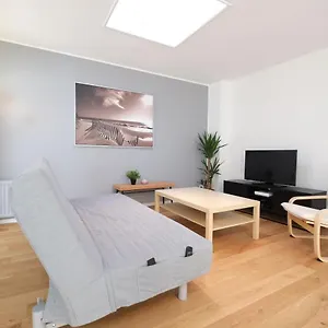 Apartment Escale De 80 M2 Avec Cour Et Parking, Lille