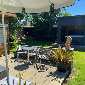 Bero With A Hot Tub & A Large Garden! Holiday home Withernsea